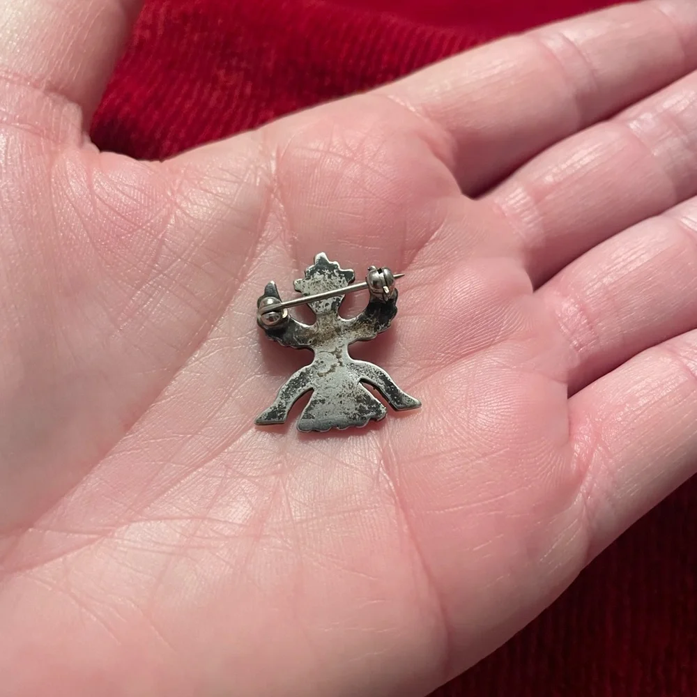 Vintage Zuni Native American Knifewing Pin Brooch
